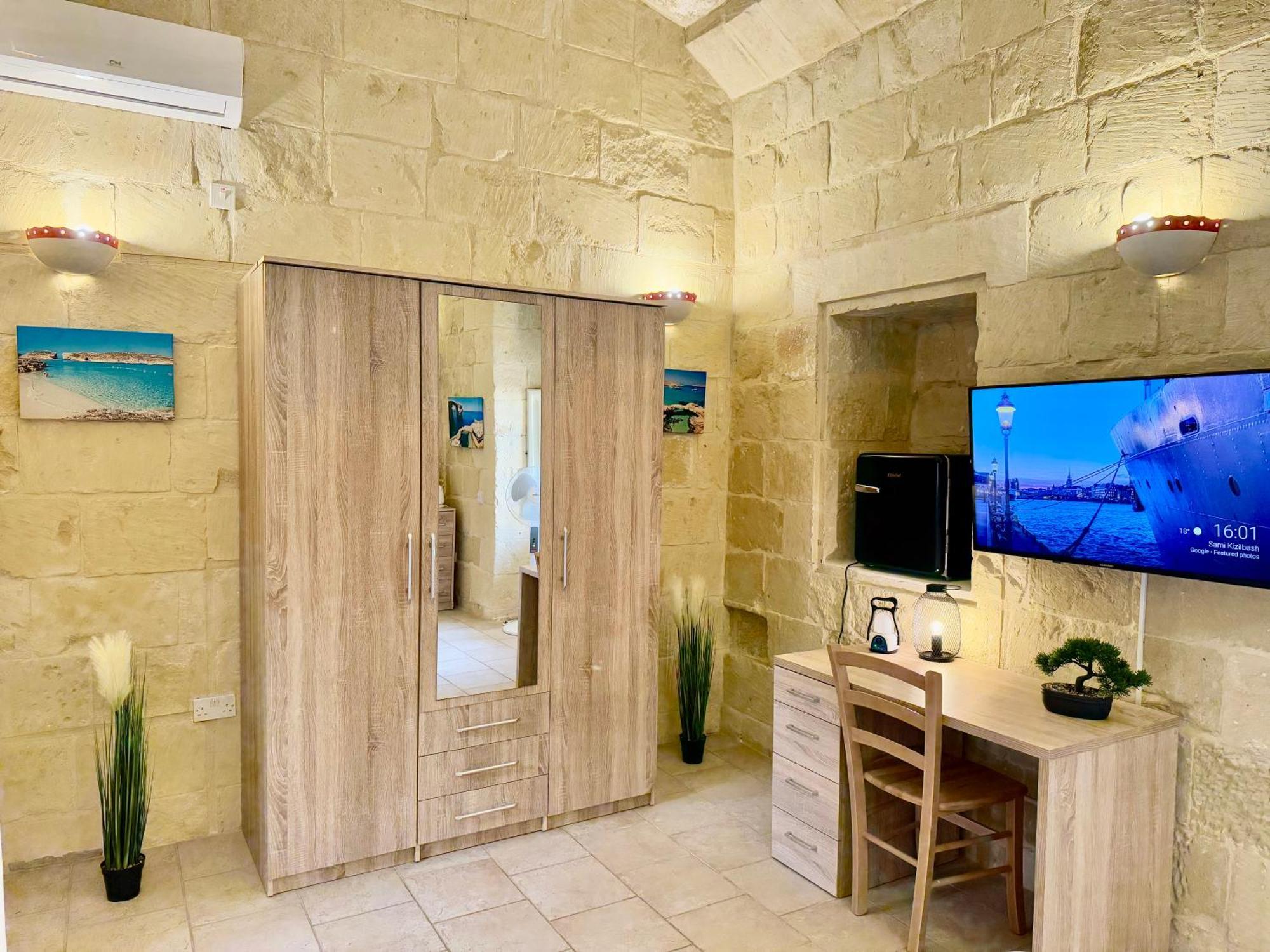 Ta' Matmura B&B Għarb Esterno foto