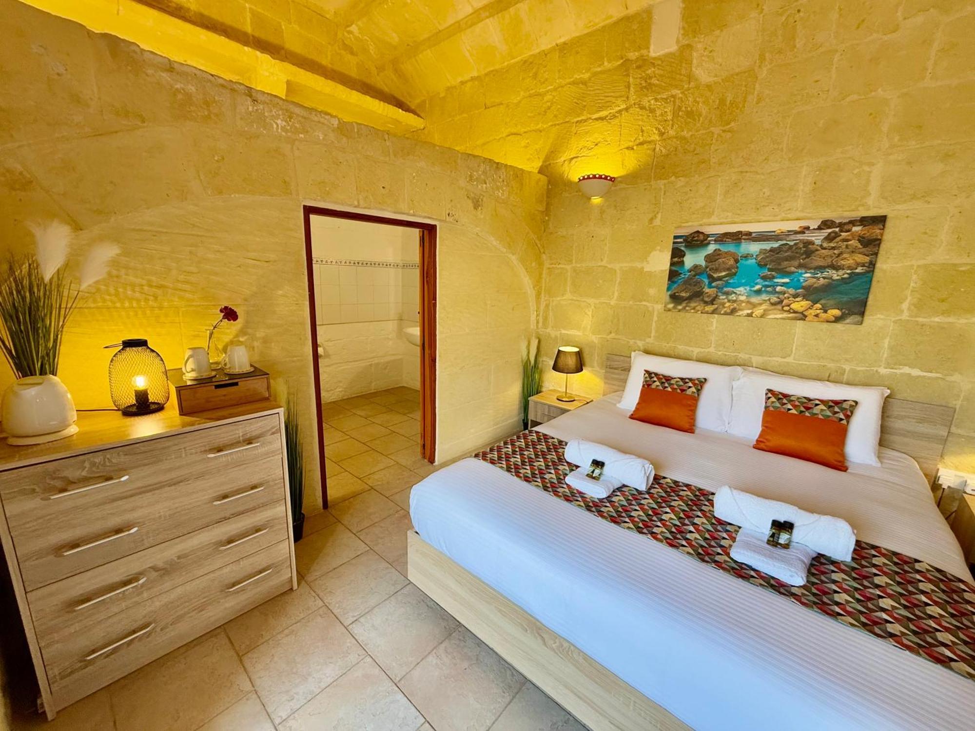 Ta' Matmura B&B Għarb Esterno foto