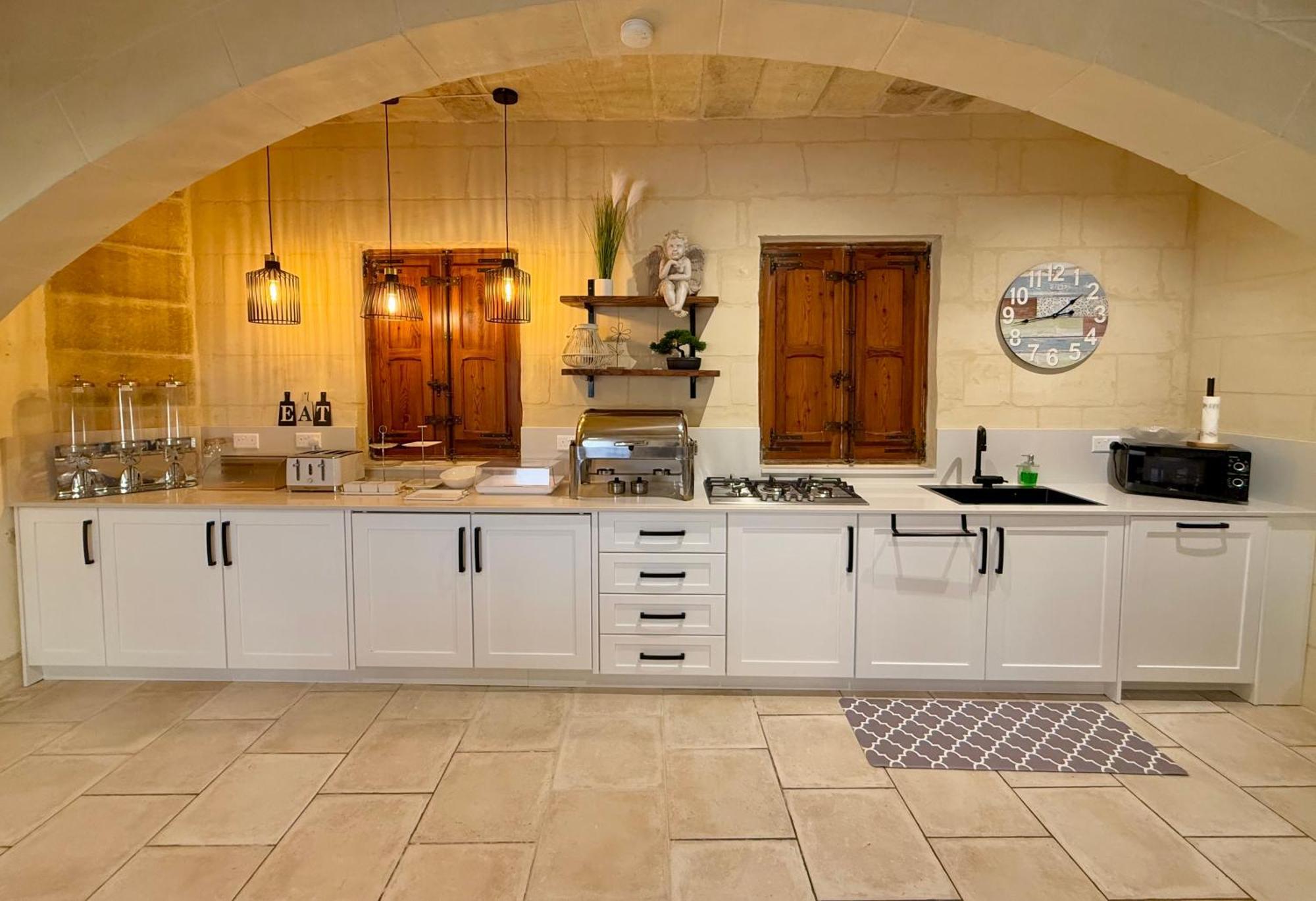 Ta' Matmura B&B Għarb Esterno foto
