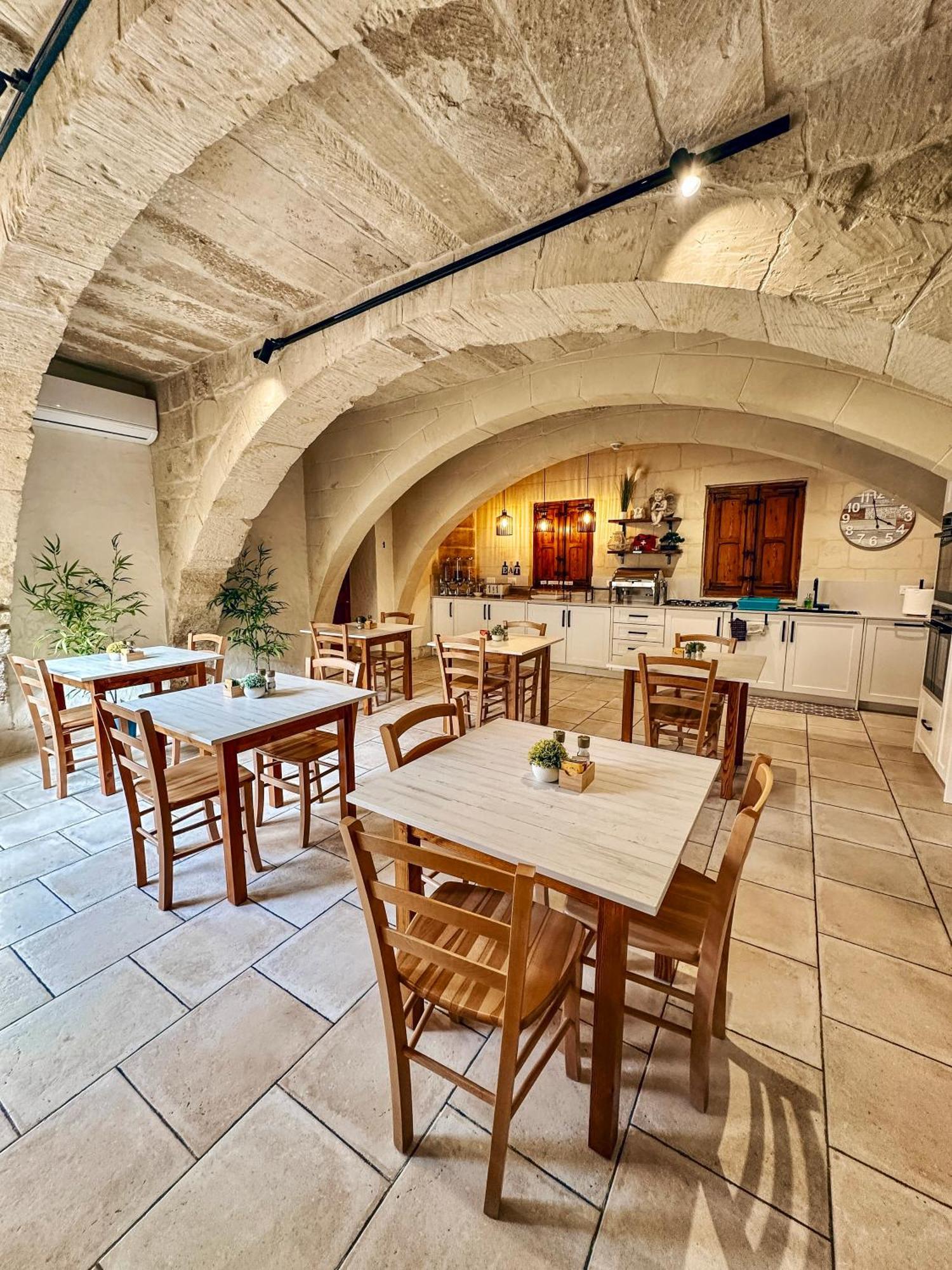 Ta' Matmura B&B Għarb Esterno foto