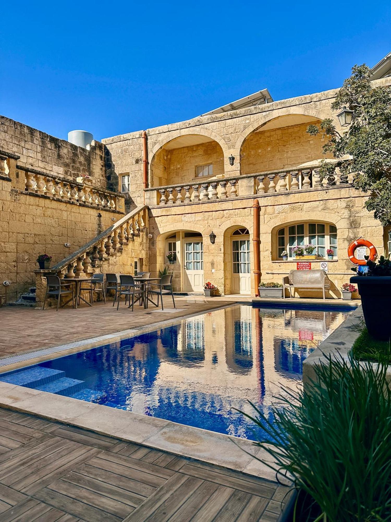 Ta' Matmura B&B Għarb Esterno foto